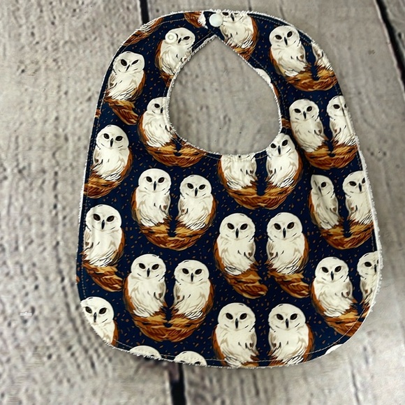 Designer handcrafted bib various animals - Picture 2 of 9